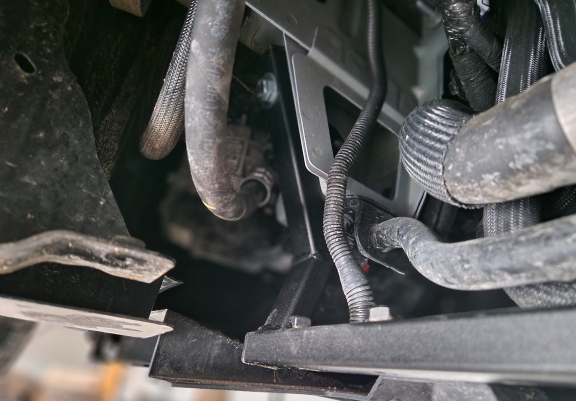 Protetor de Carter de Alumínio Nissan NV300