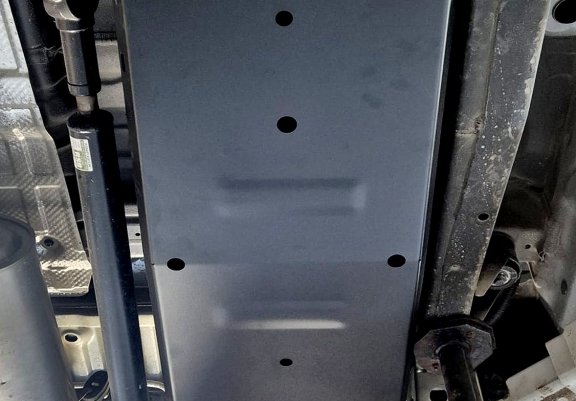 Protetor de aço para o tanque de combustível Ssangyong Rexton