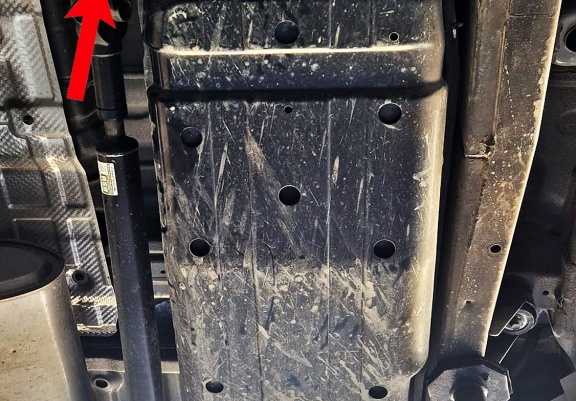 Protetor de aço para o tanque de combustível Ssangyong Rexton